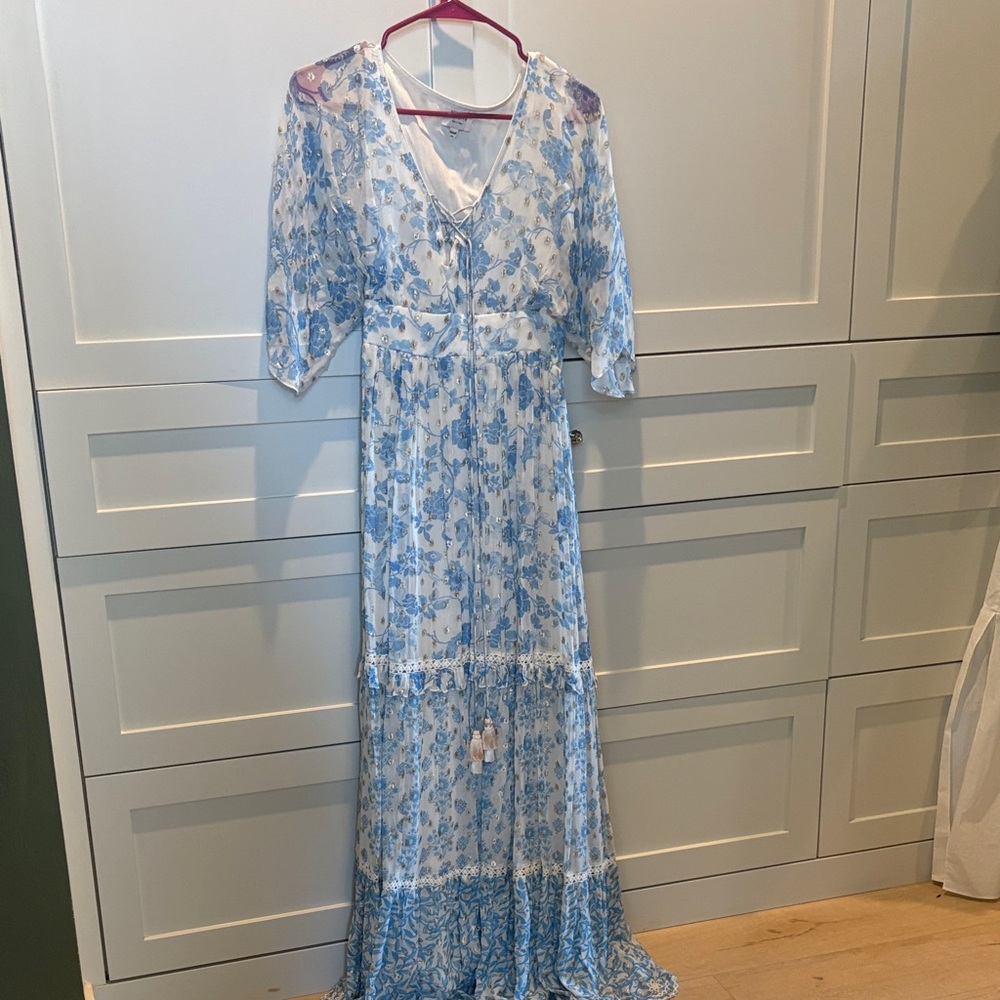 HEMANT & NANDITA Blue and White Floral Maxi Dress